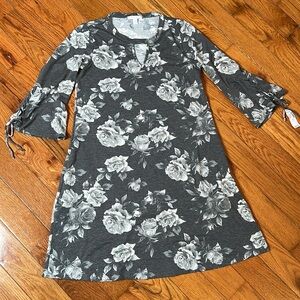 NWT GRAY ROSE DRESS